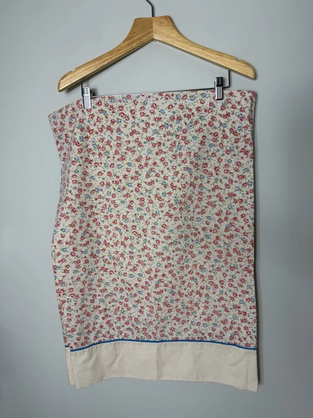 2 Vintage Springmaid Standard Floral Pillow Cases